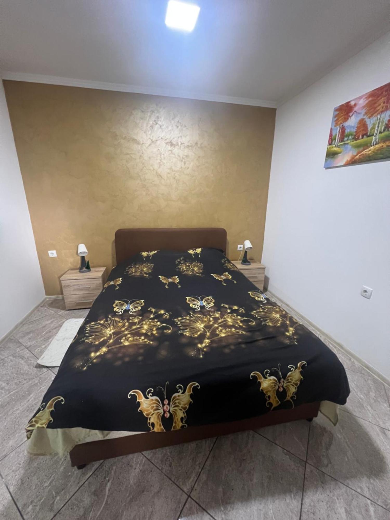 Aurora Apartment Sombor Buitenkant foto